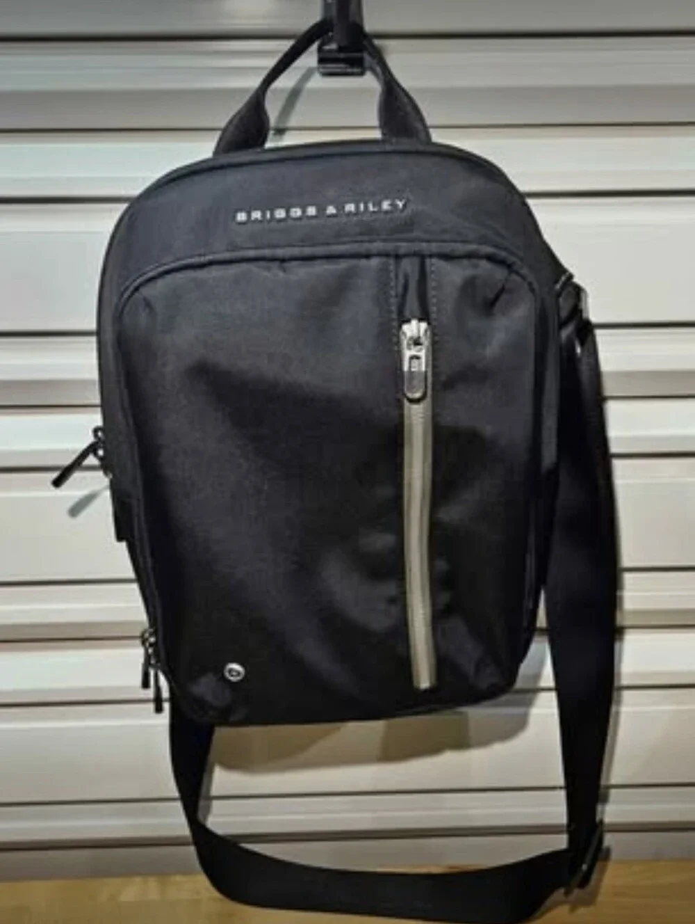 New Briggs & Riley HTA Crossbody - A115-4 (Here There Anywhere)